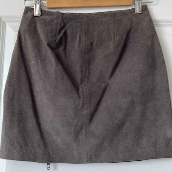BlankNYC suede mini skirt - Picture 4 of 4